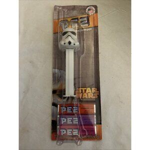 PEZ Dispenser & Candy Star Wars Stormtrooper Executioner Lucas Film DISNEY 2013
